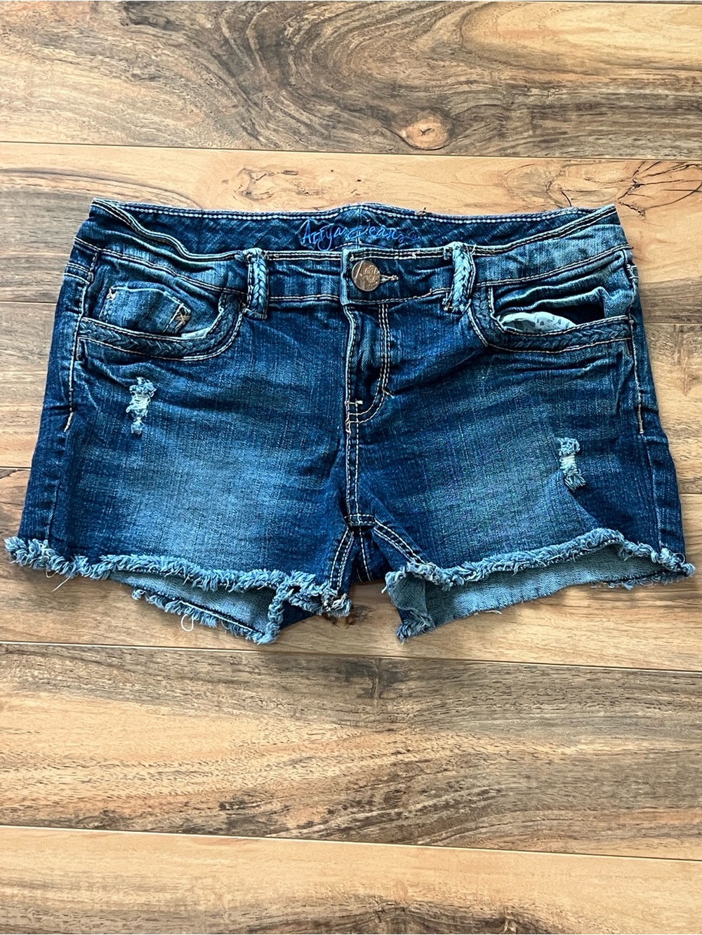 Distressed Denim Shorts Womens 9/10 Frayed Western Cowgirl Festival Rodeo Ariya